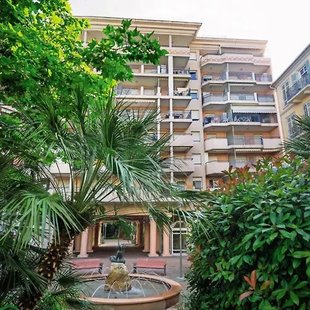 Les Rivages Du Parc S2/3p * مينتون